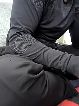 yazin19 live sex cam