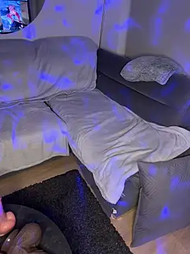 vikingcatbisexual's cam snapshot