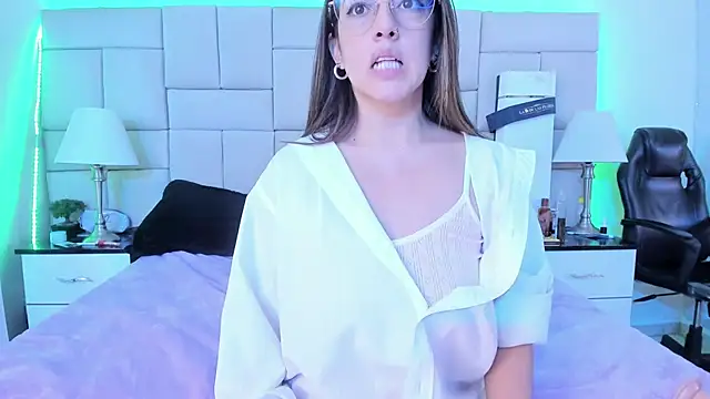 IsisLoveyes_ live sex cam