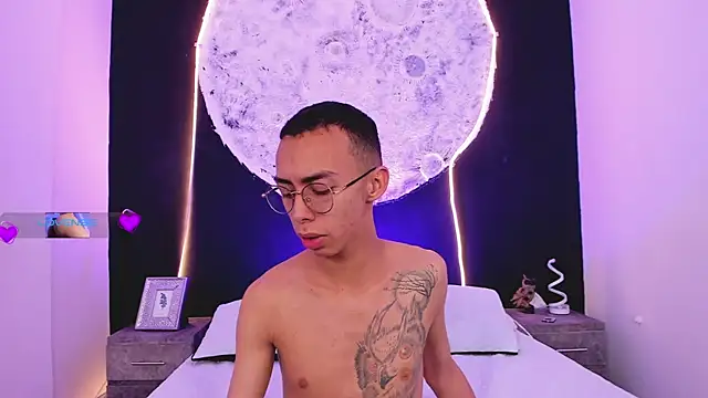 EthaanCox's cam snapshot