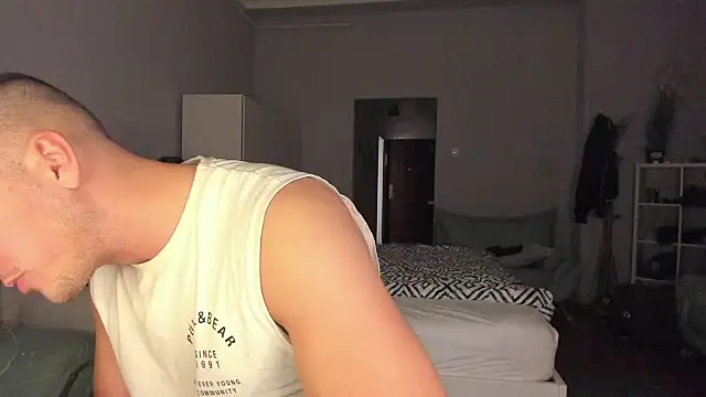 paulblack21's cam snapshot