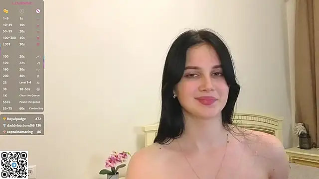 EnricaElis live sex cam