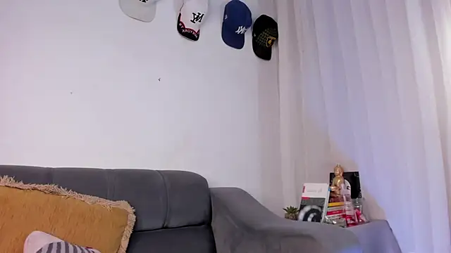 santi_xximo live sex cam