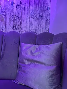 AbyThompson live sex cam