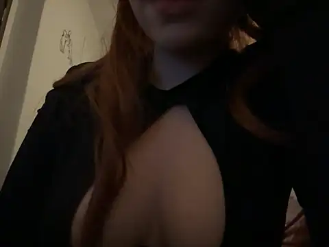 SoffiaX live sex cam