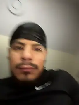 MynameisPaco live sex cam