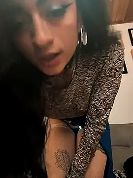 Lila_Desiree live sex cam