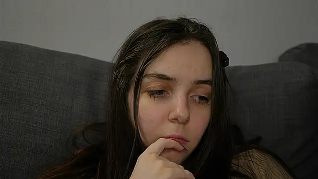 GenovesDi live sex cam