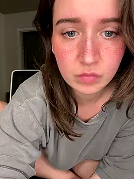 nerdynina live sex cam