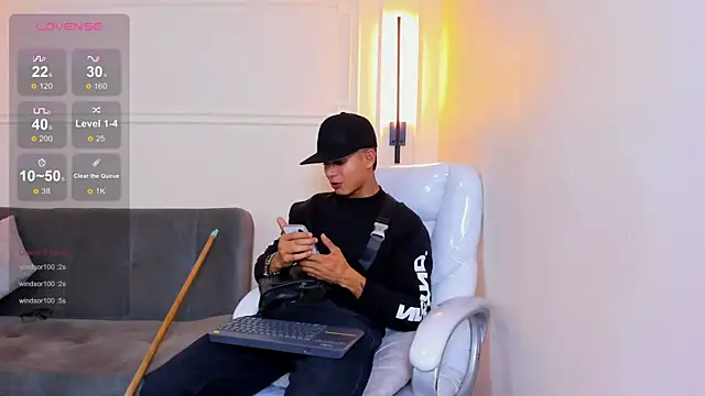 Paradise_boy_s live sex cam