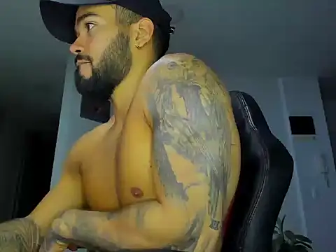 Alexander_Martines live sex cam