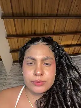 Yassy_vazquez live sex cam