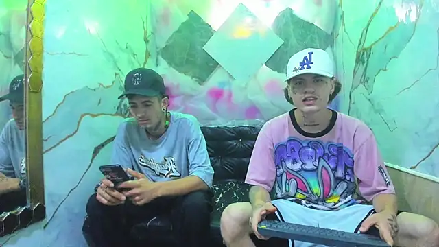 Kevinperlas live sex cam