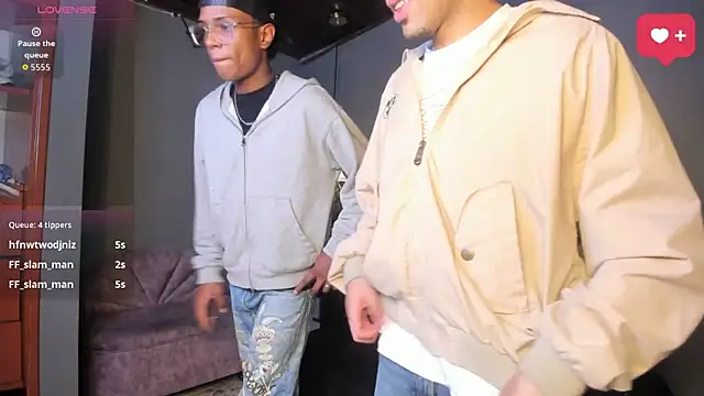 Suckdream1 live sex cam