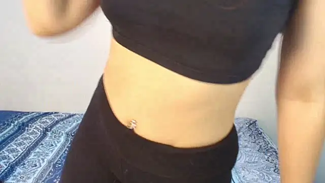 Chanelsexyy live sex cam