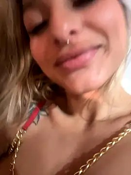 AliceStone19 live sex cam