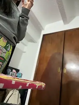 Salome_golvert live sex cam