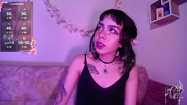 dark__nymph live sex cam