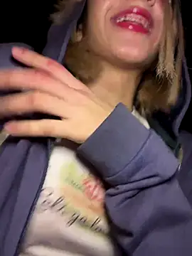 SweetBunnyGF live sex cam