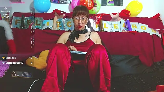 Wiktoria_Brownx live sex cam