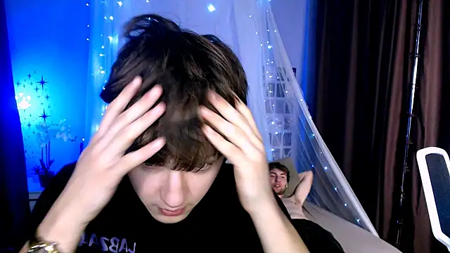 travis_wolf_'s cam snapshot