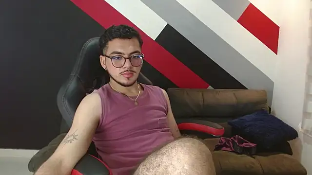 Zac_Golden's cam snapshot