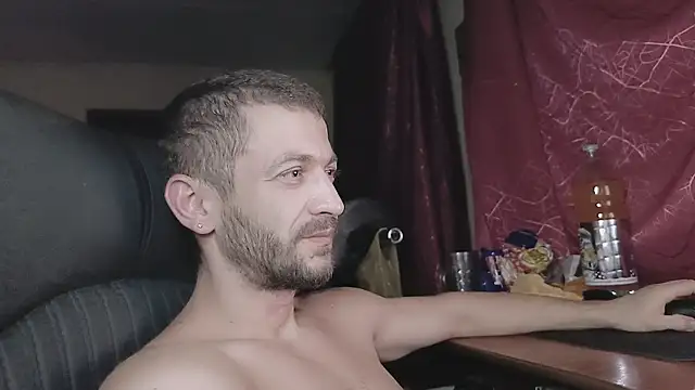 333Alone_in_theDark777's cam snapshot