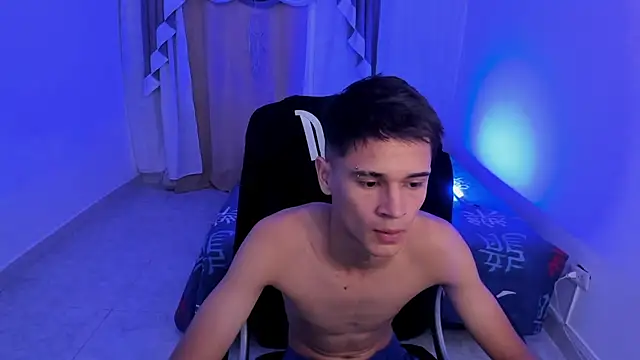 Aron_Boyy live sex cam