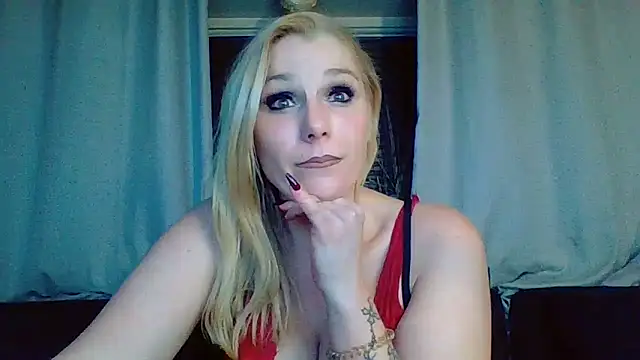 DevilsAngel13 live sex cam