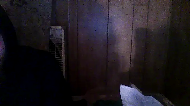 luke_thighwalker2469's cam snapshot