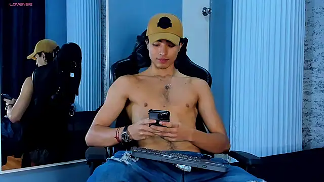 JoshRashfordd's cam snapshot