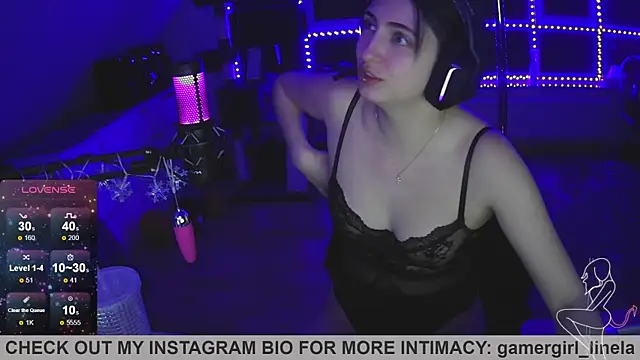 Gamergirl-Linela live sex cam