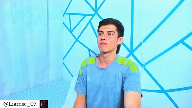 liam_scott77's cam snapshot