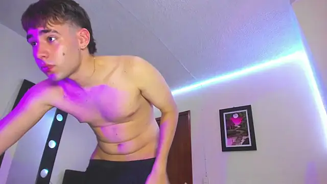 PapiNoha's cam snapshot