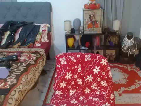 Lustfulcassy live sex cam