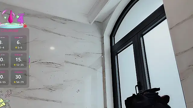 Caryln-Bun live sex cam