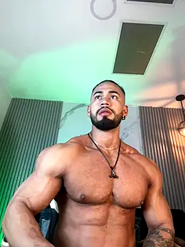 jaxon_colton live sex cam