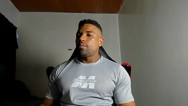 estebanlobo-'s cam snapshot