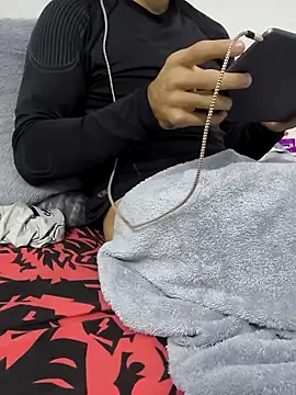 yazin19's cam snapshot