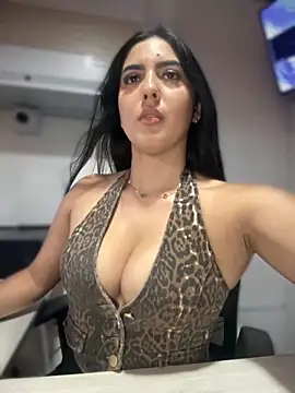 Sofia_Collins- live sex cam