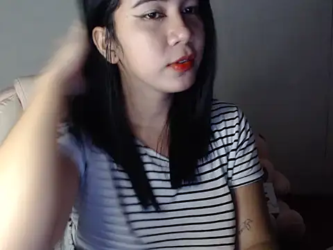 TransPetite1 live sex cam