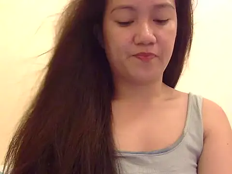 Lovelyclaya live sex cam