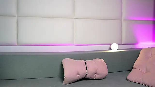 Juliadragon live sex cam