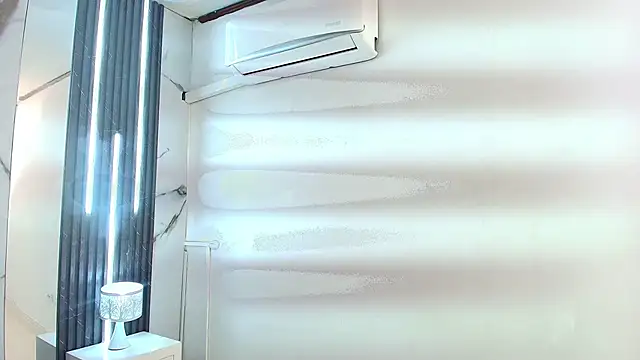 MayaBaker live sex cam