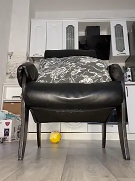 Adelina0001 live sex cam