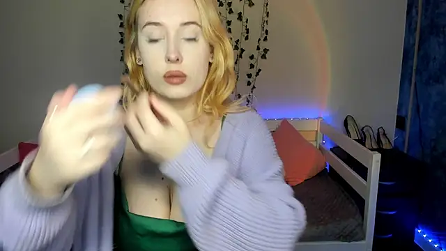Emily_Gin live sex cam