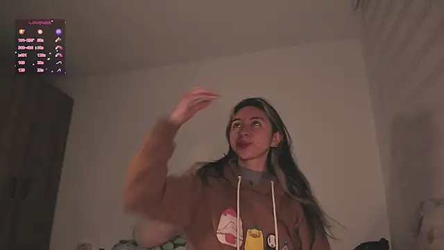 K2xxKrawl live sex cam