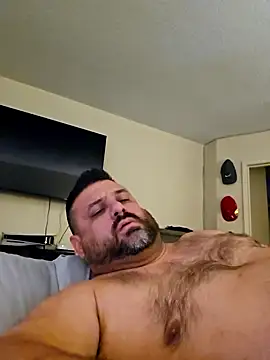 Roddog18 live sex cam