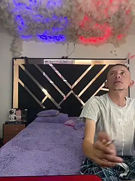 BriannaTS_and_David live sex cam