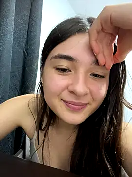 Valentina_ro live sex cam